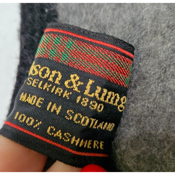 Vintage Womens 100% Cashmere Poncho Wrap Cardigan Sweater Cape Gray Scotland - Picture 7 of 10